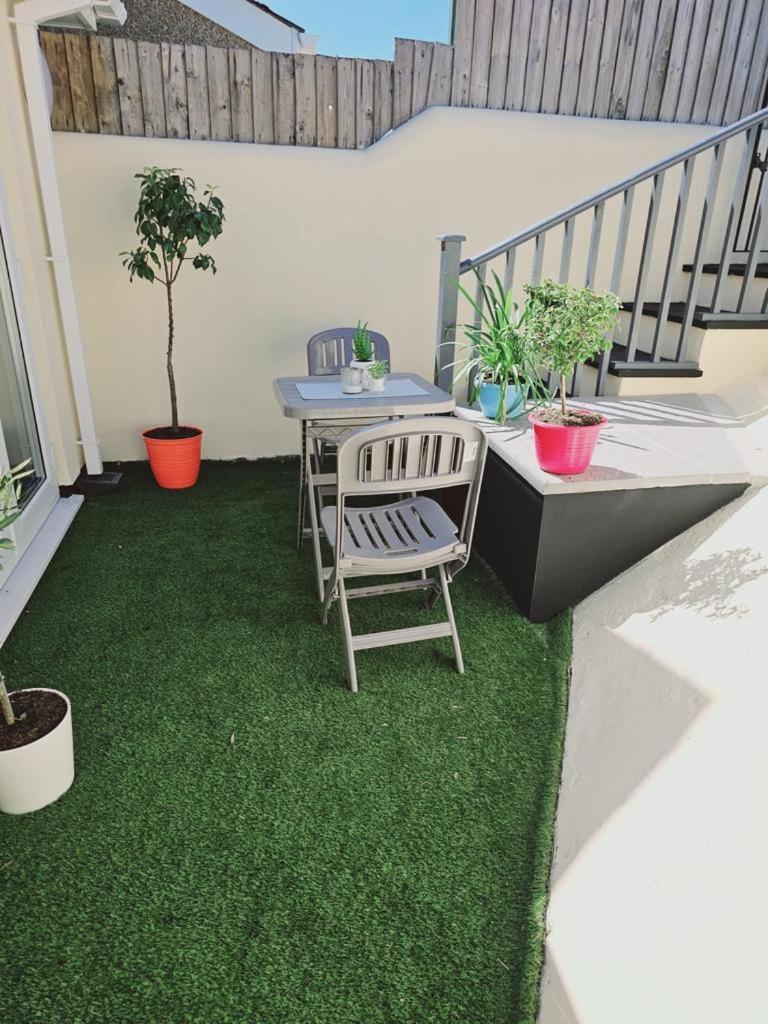 Two Bedroom Detached Modern Bungalow Close To Plymouth Argyle Fc Екстериор снимка
